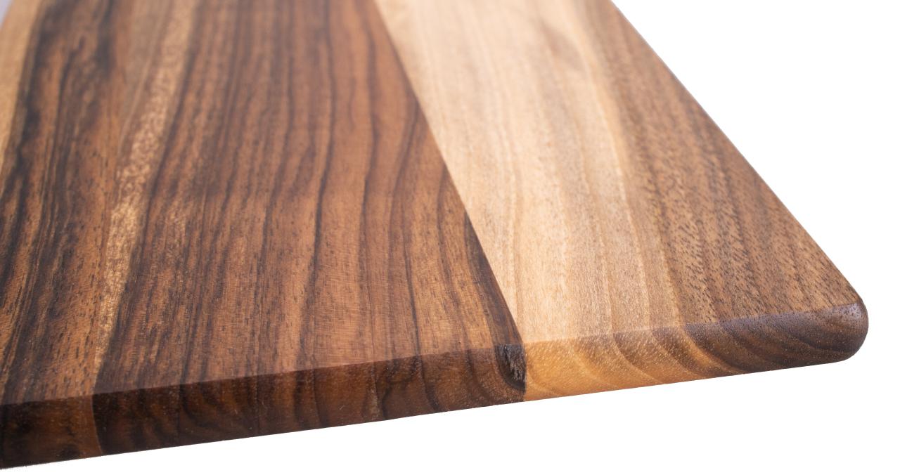 Schneidebrett rechteckig aus FSC® Nussbaum Holz geölt - 26 x 15 x 1 cm