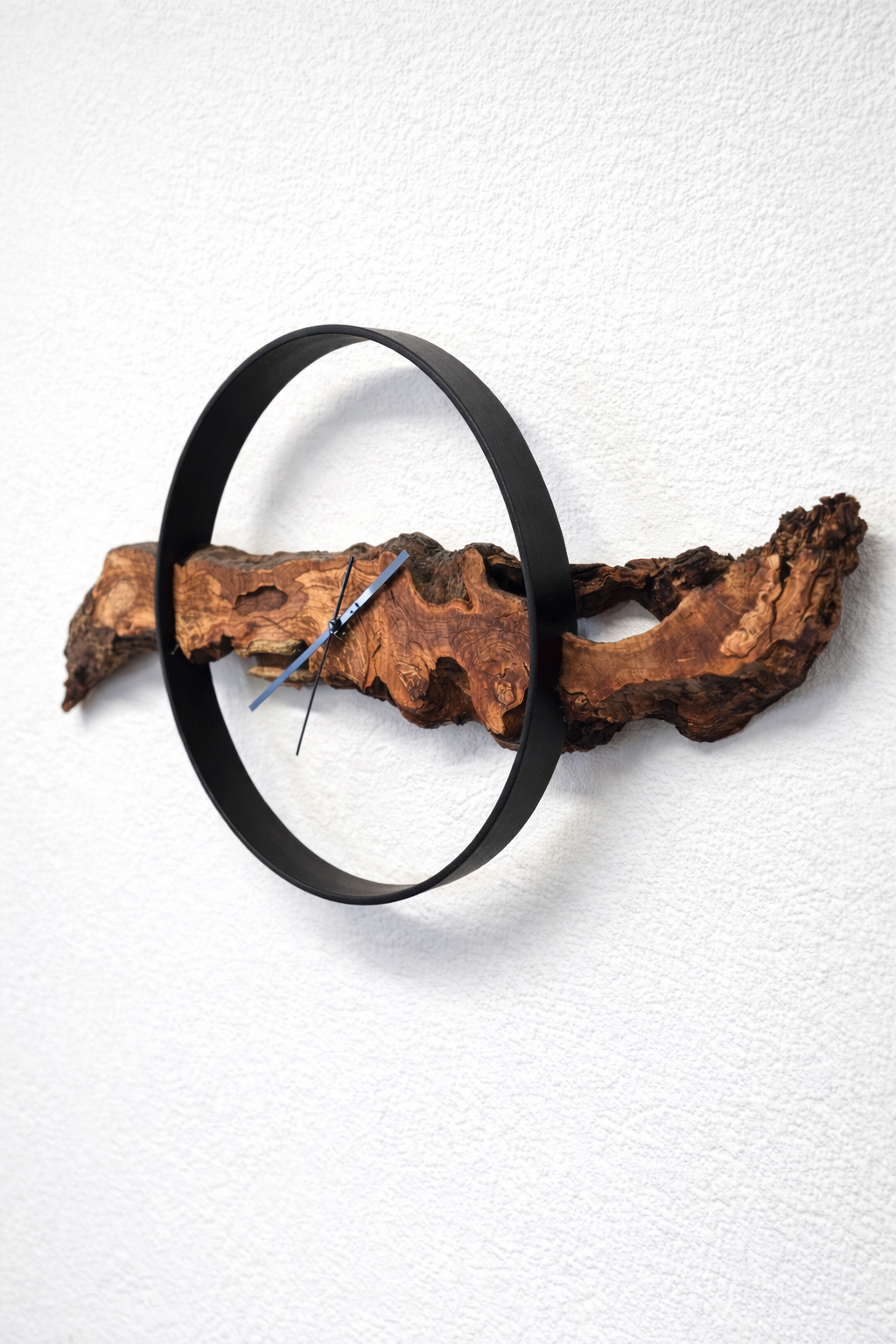 Holz Wanduhr mit Stahlring 00260113