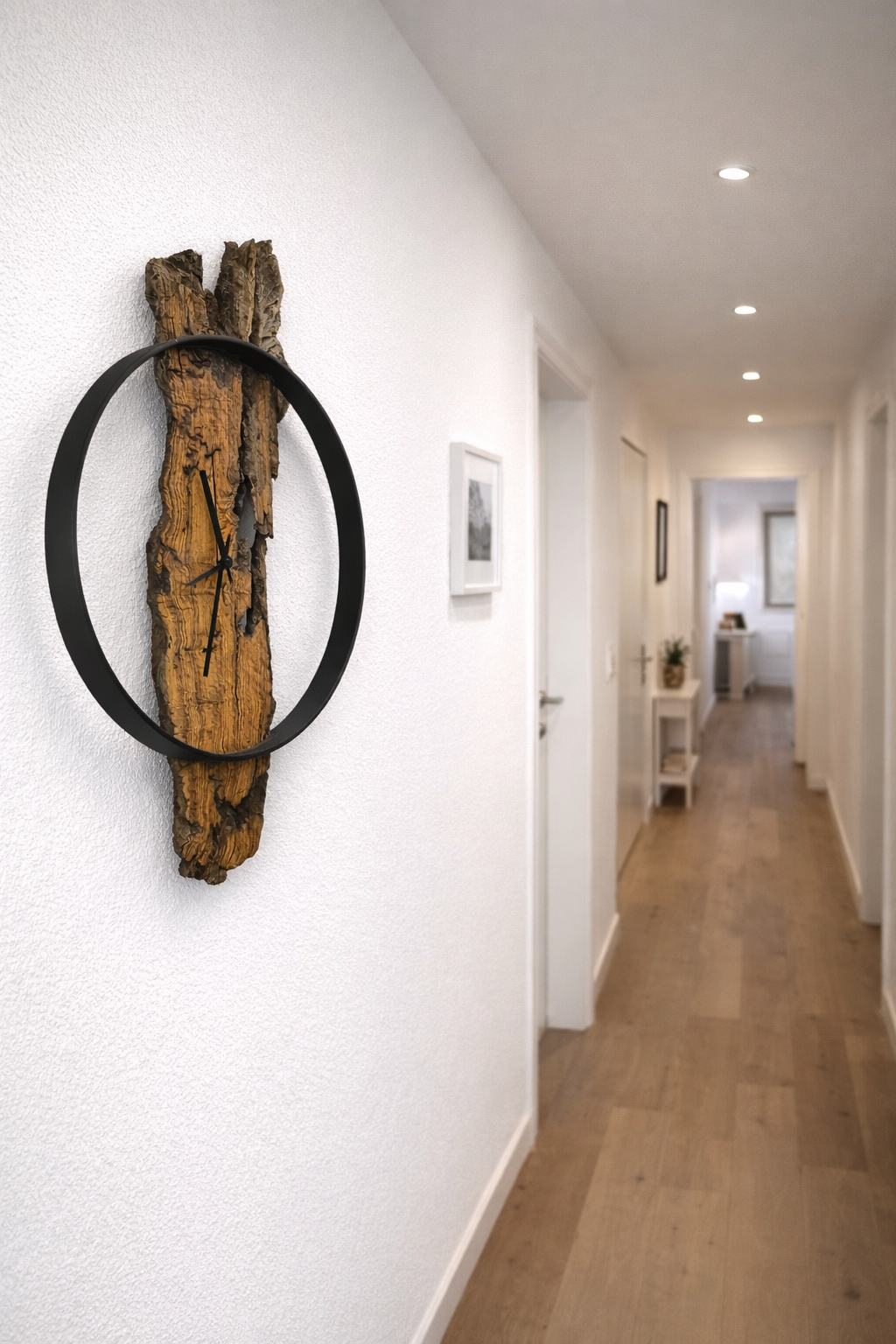 Holz Wanduhr mit Stahlring Nr.00260117